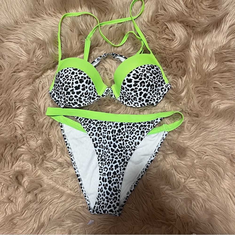CUPSHE new bikini set cheetah size M